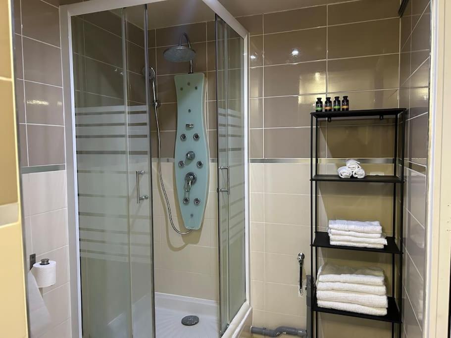 Cosy Studio - 10 Min Away From Cdg Aeroport - 30 Min Away From Paris - Parc Asterix - Olympic Games 2024 Le Thillay Exterior foto